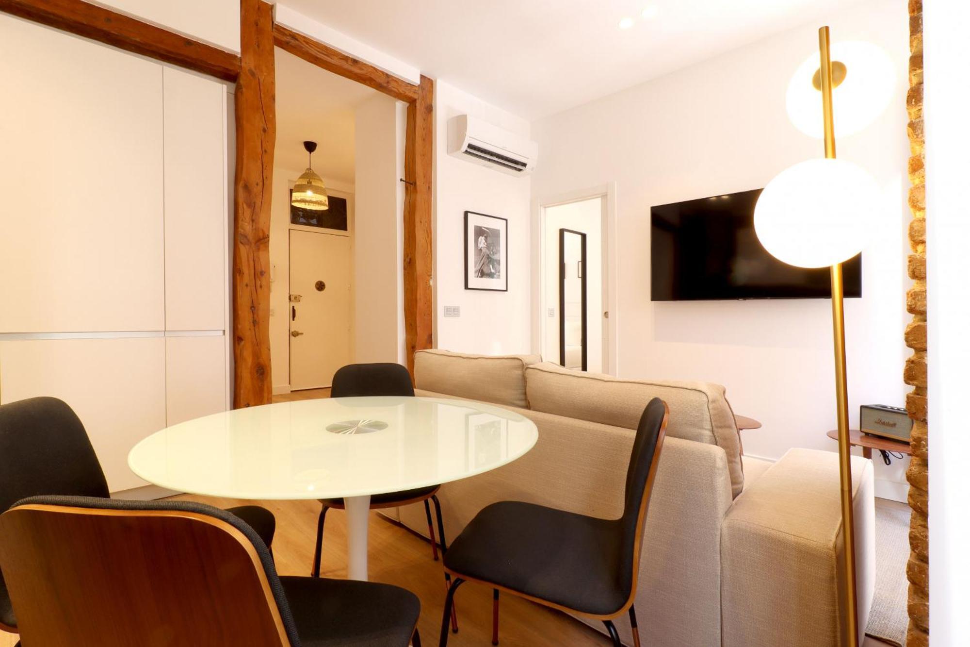 Reina Sofia I Apartment Madrid
